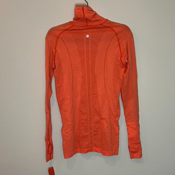 Lululemon Run: Swiftly Turtleneck - Picture 5 of 5